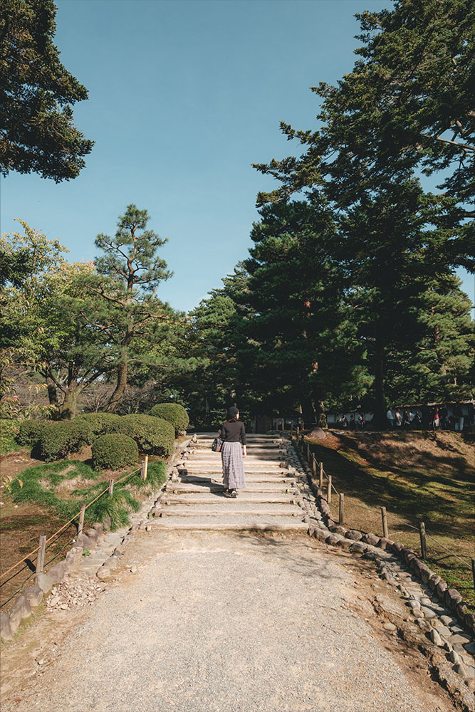 兼六園　日本庭園　観光　旅行